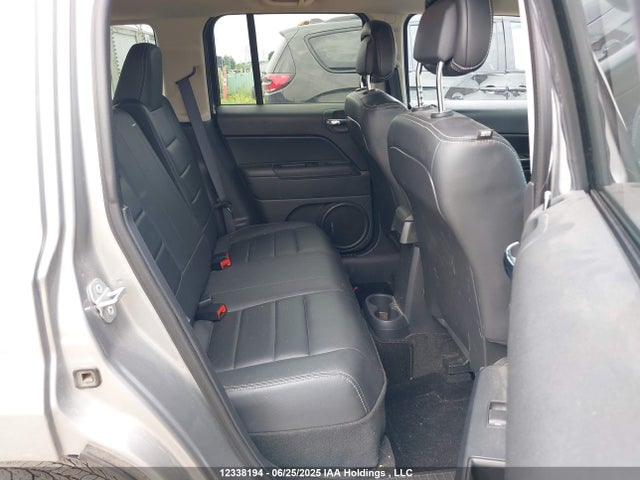 1C4NJPAAXGD582730 Jeep 2016