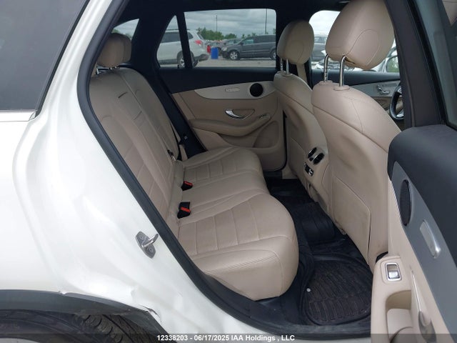 WDC0G4KB7HF178069 Mercedes-Benz m274