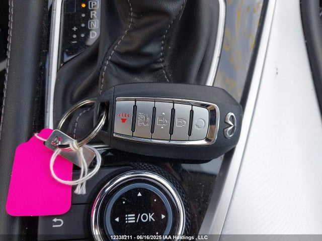 JN1EV7BR4NM342498 Infiniti 3.0l t