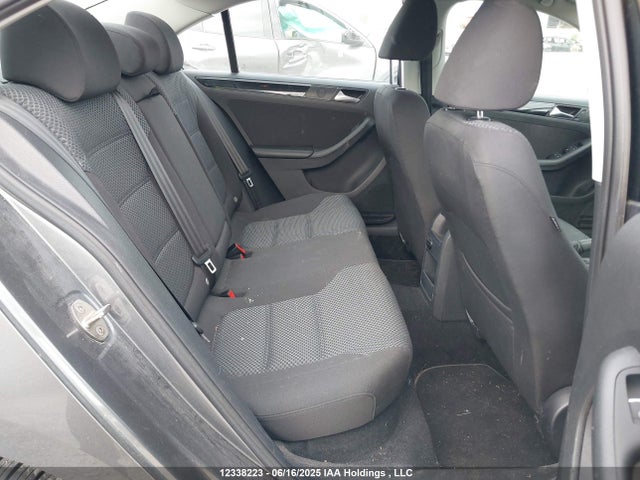 3VWD07AJ4FM270661 Volkswagen 2015
