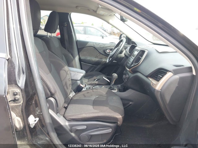 1C4PJMCBXGW111050 Jeep 2016