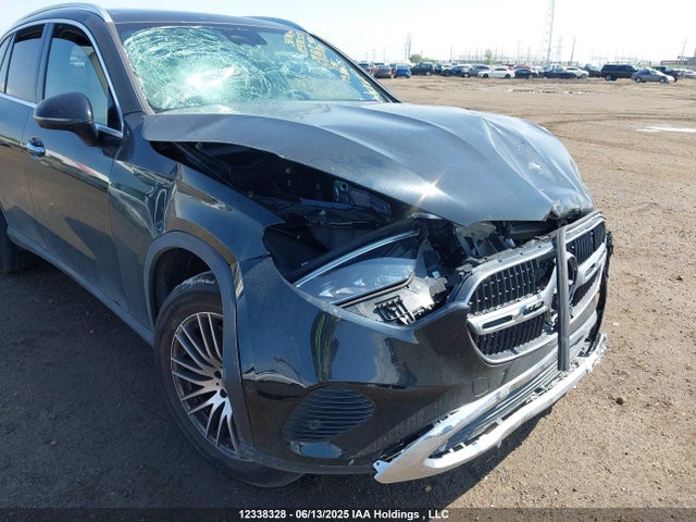 W1NKM4HBXRF071784 Mercedes-Benz m254