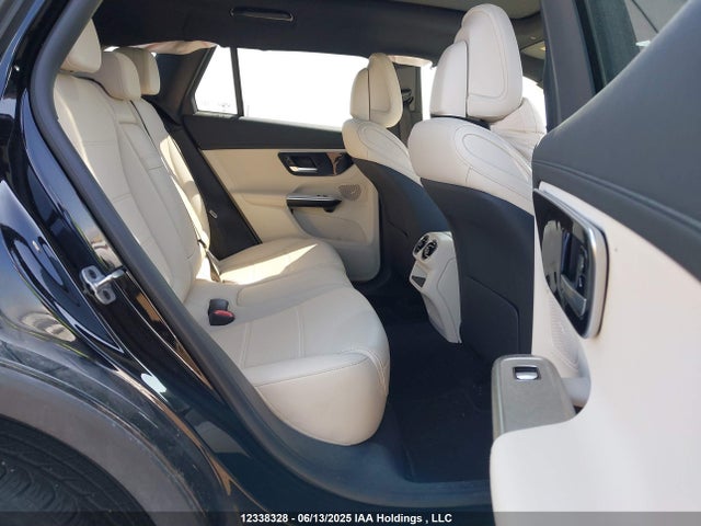 W1NKM4HBXRF071784 Mercedes-Benz m254