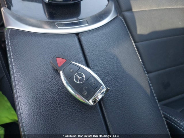 55SWF4KB3GU178056 Mercedes-Benz C-Class