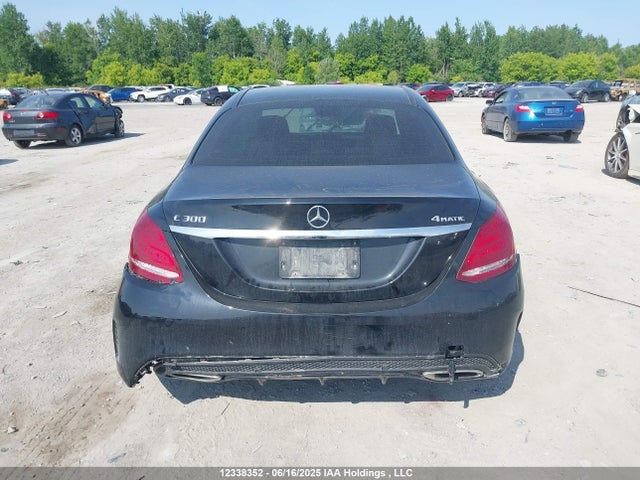 55SWF4KB3GU178056 Mercedes-Benz C-Class
