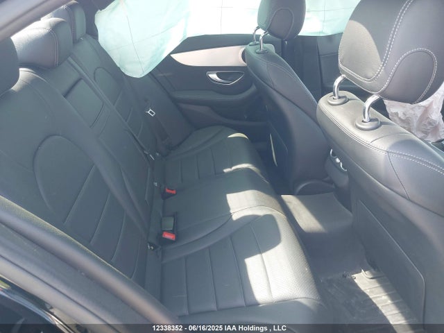 55SWF4KB3GU178056 Mercedes-Benz C-Class