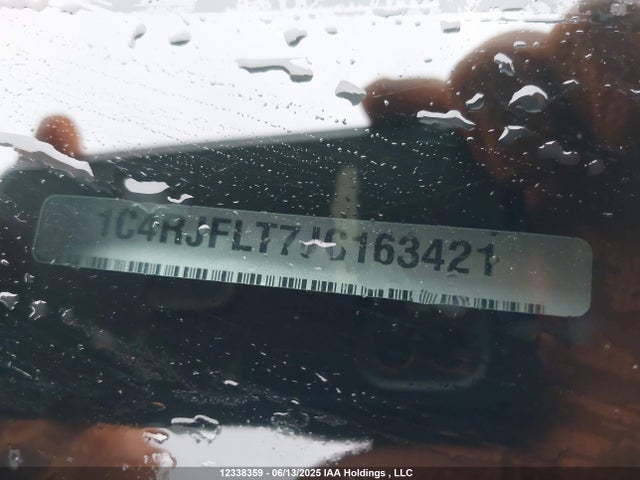 Jeep Grand Cherokee 2018 1C4RJFLT7JC163421 Image 9