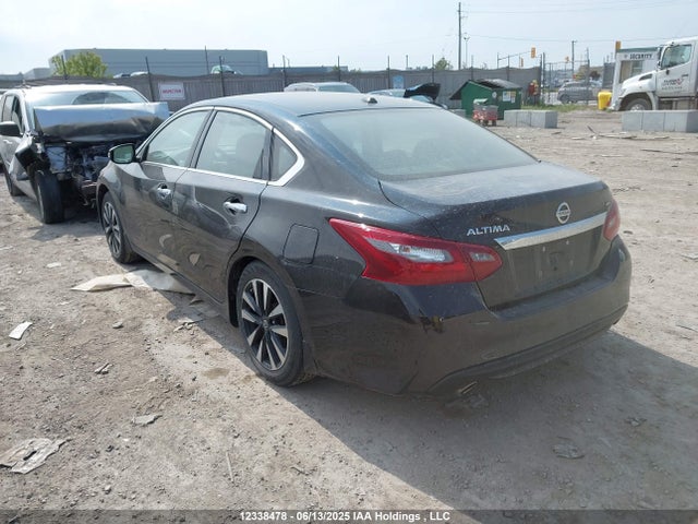 1N4AL3AP4JC221387 Nissan 2018