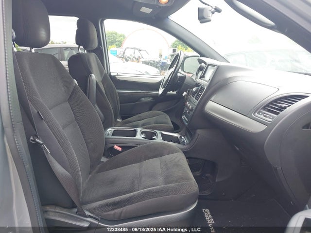 2C4RDGBG9JR192055 Dodge Grand Caravan