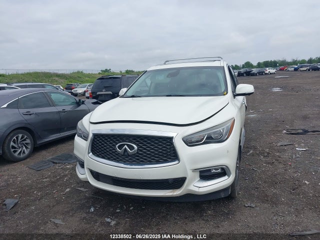 5N1AL0MM5GC514813 Infiniti 2016