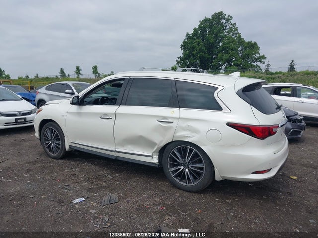 5N1AL0MM5GC514813 Infiniti 2016