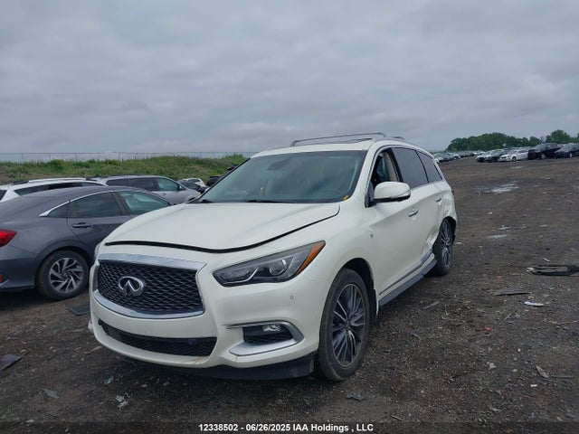 5N1AL0MM5GC514813 Infiniti 2016