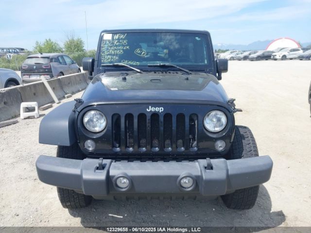1C4BJWDG2FL698988 Jeep Wrangler Unlimited Sport