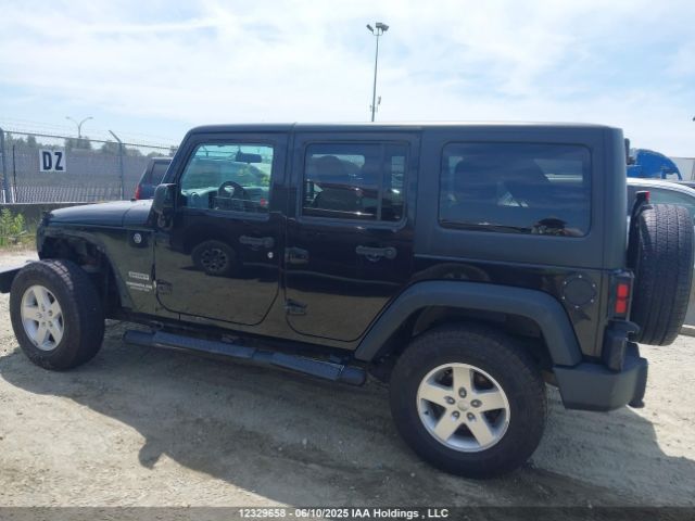 1C4BJWDG2FL698988 Jeep Wrangler Unlimited Sport