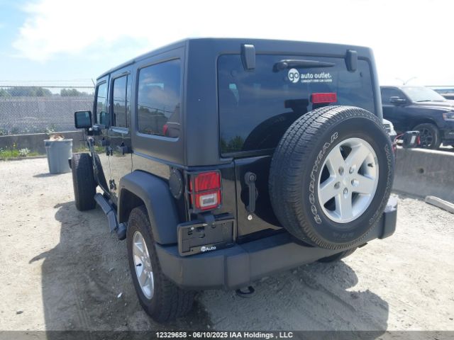 1C4BJWDG2FL698988 Jeep Wrangler Unlimited Sport
