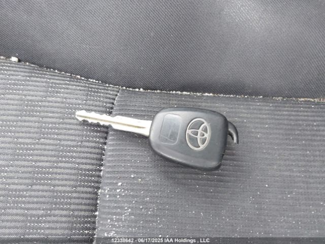 VNKKTUD32FA039677 Toyota 1nz-fe