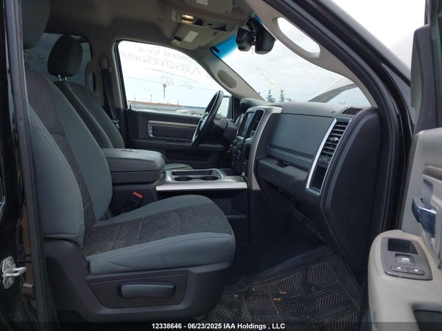 1C6RR7LT5KS618750 RAM 1500 Classic Slt