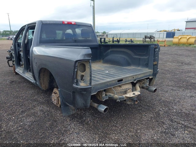 RAM 1500 2019 3C6RR7KTXKG644172 Image 3