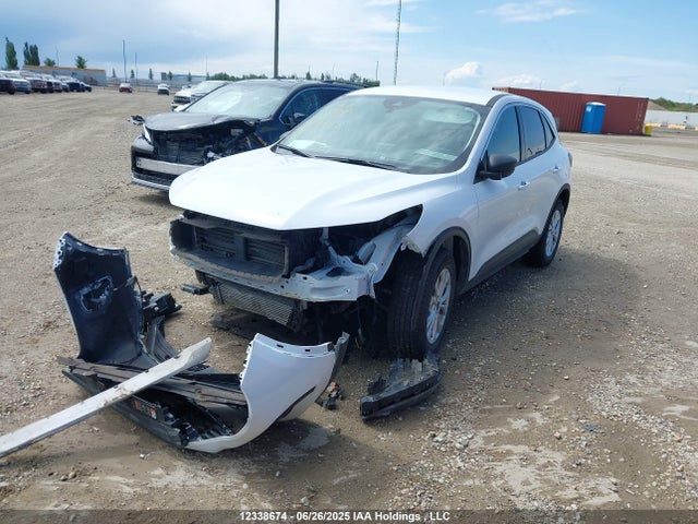1FMCU9GN8PUA33012 Ford dragon gtdi