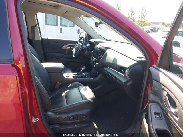 1GNEVJKW6MJ215176 Chevrolet lfy