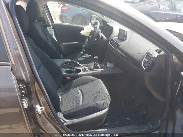 3MZBM1U79GM287160 Mazda pe
