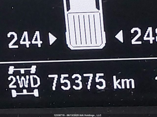 3GTPUAEK0NG660299 GMC l3b