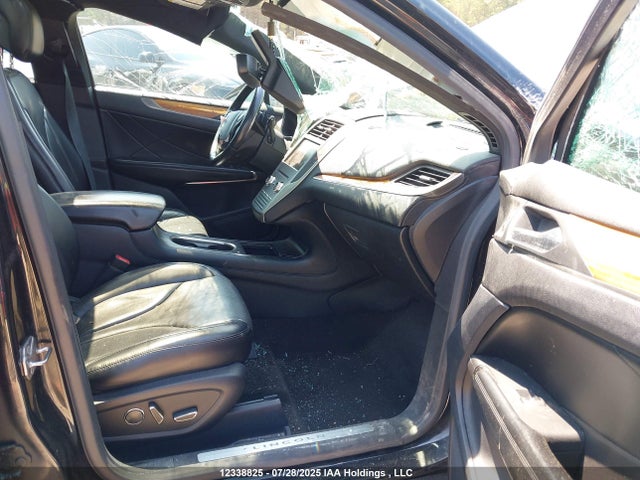 5LMTJ2AH4FUJ27659 Lincoln MKC