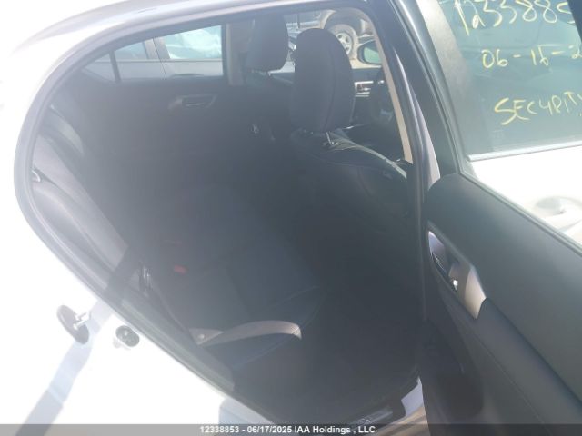 JTHKD5BH6F2215052 Lexus 2zr-fxe+3jm