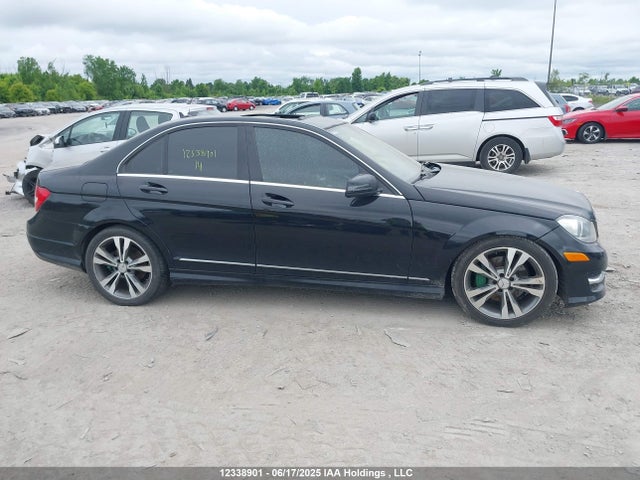 WDDGF8AB8EG223676 Mercedes-Benz 2014