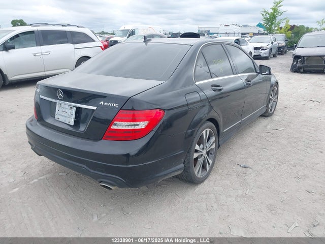 WDDGF8AB8EG223676 Mercedes-Benz 2014
