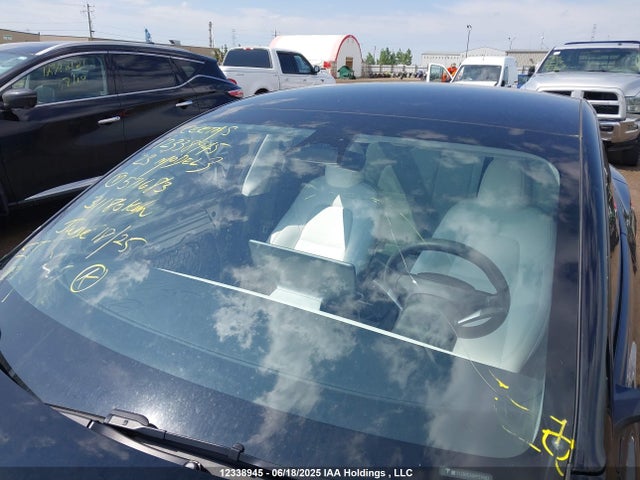 5YJ3E1EA0PF571683 Tesla MODEL 3