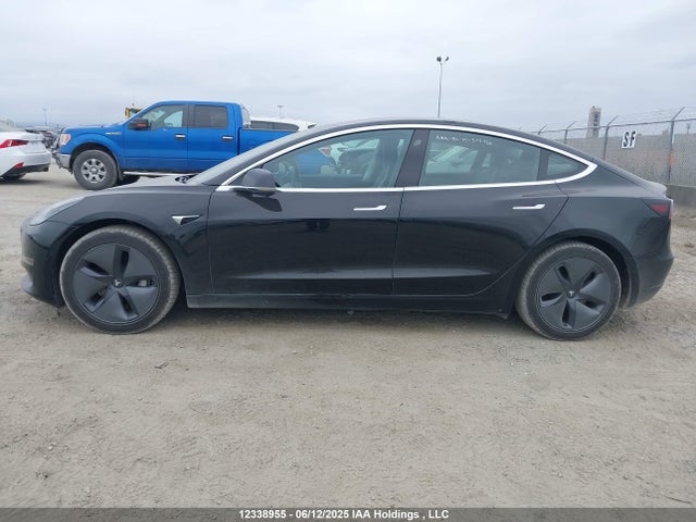 5YJ3E1EA7KF265475 Tesla MODEL 3
