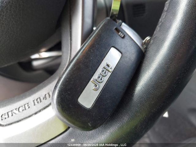 1C4RJFBG2LC257066 Jeep Grand Cherokee