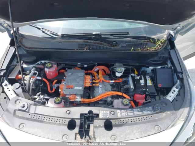 1G1FY6S04P4162759 Chevrolet 2023