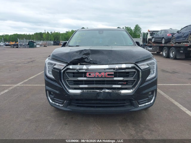 3GKALYEV4NL235725 GMC lyx