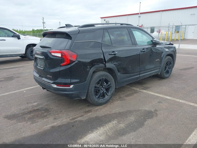 3GKALYEV4NL235725 GMC lyx