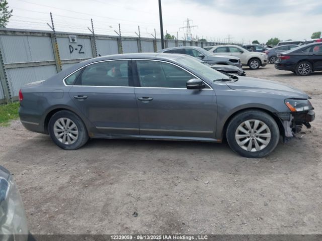 1VWAN7A32EC001581 Volkswagen Passat