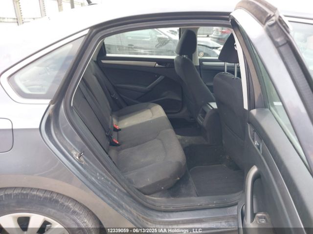 1VWAN7A32EC001581 Volkswagen Passat