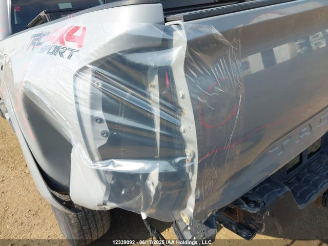 Toyota 2gr-fks 2018 5TFDZ5BN3JX031877 Image 19