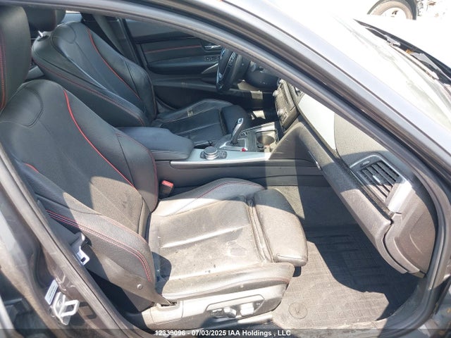 BMW 2018 2018 WBA8D9C53JA013899 Image 5