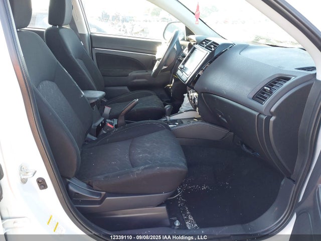 JA4AJUAU6NU601109 Mitsubishi RVR ES