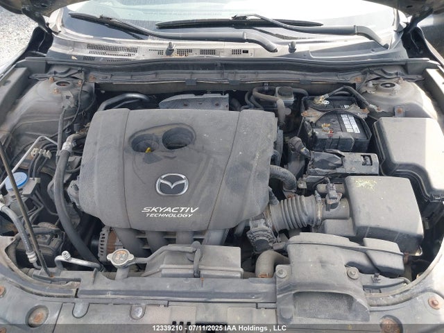 JM1BM1L73E1102082 Mazda pe