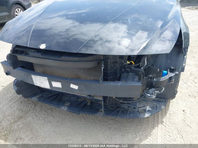 KMHLM4AG5NU359487 Hyundai ELANTRA SEL