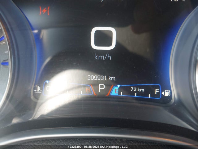 2C3CCAAGXFH806815 Chrysler 300 Touring