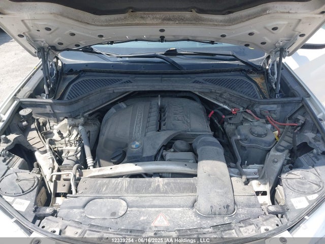 5UXKR0C55E0C26016 BMW 2014