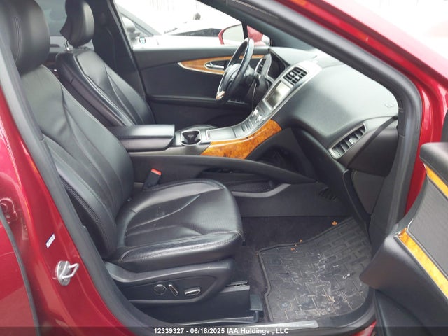 2LMTJ8LR7GBL24090 Lincoln MKX