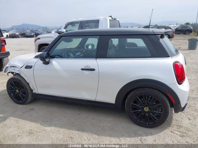 WMW13DJ09R2V42696 Mini 2024