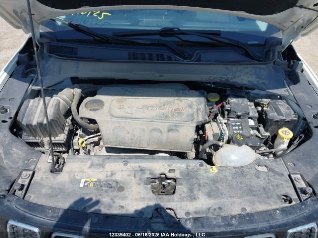 3C4NJDCB9JT402241 Jeep Compass