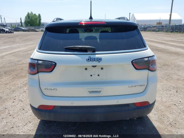 3C4NJDCB9JT402241 Jeep Compass