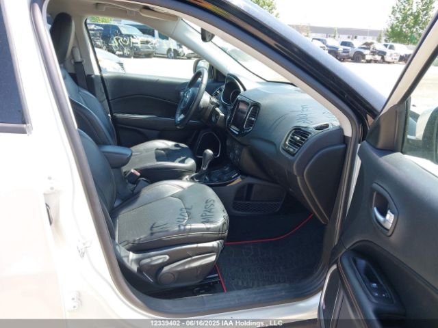 3C4NJDCB9JT402241 Jeep Compass